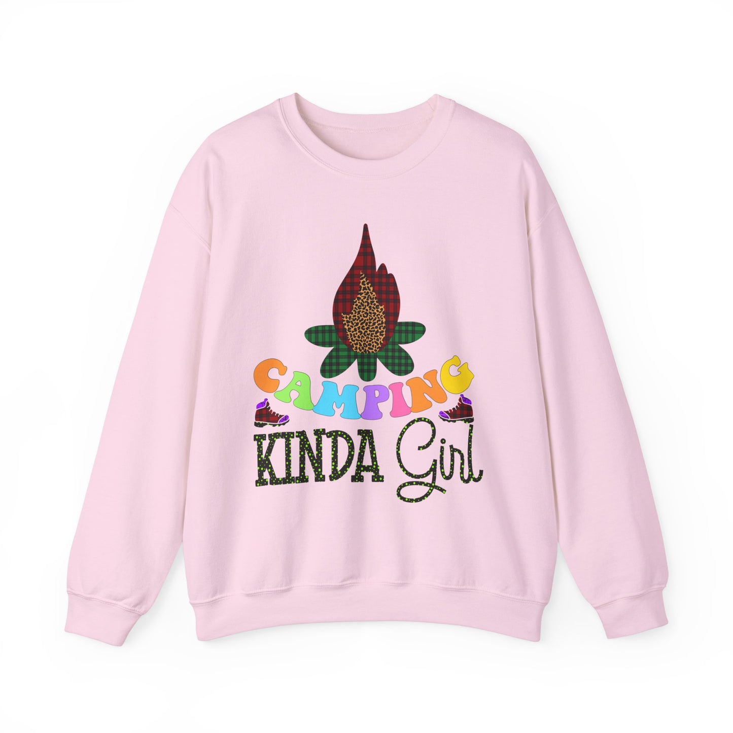 Camping Kinda Girl - Heavy Blend™ Crewneck Sweatshirt